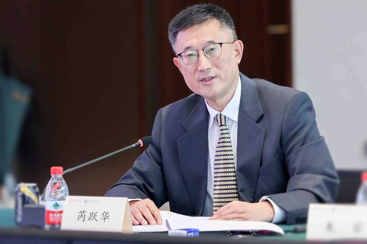 清华互联网产业研究院有何独特研究价值？-图2