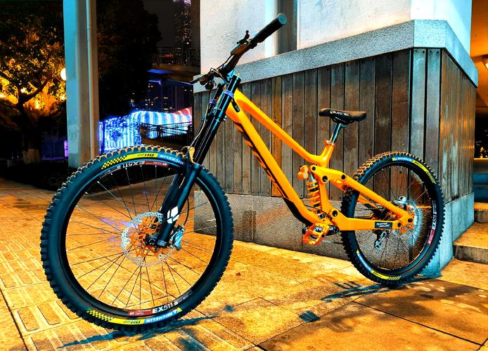 Scott Kelly品牌有何独特之处？-图1