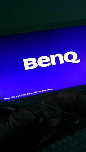 电脑开机卡品牌界面，进系统怎么办？-图2