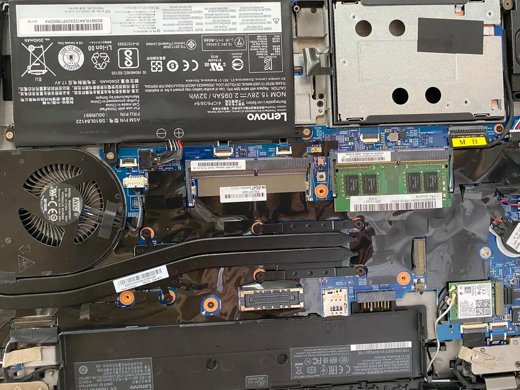 ThinkPad T530拆机步骤有哪些？-图1