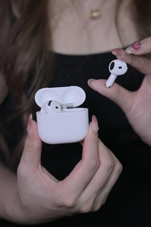 iPhone品牌耳机值得买吗?-图1 iPhone品牌耳机值得买吗?-图1