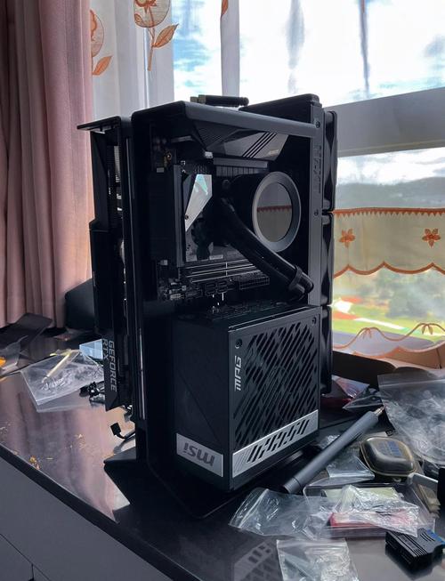 哪些品牌机箱最适合DIY玩家入手？-图3