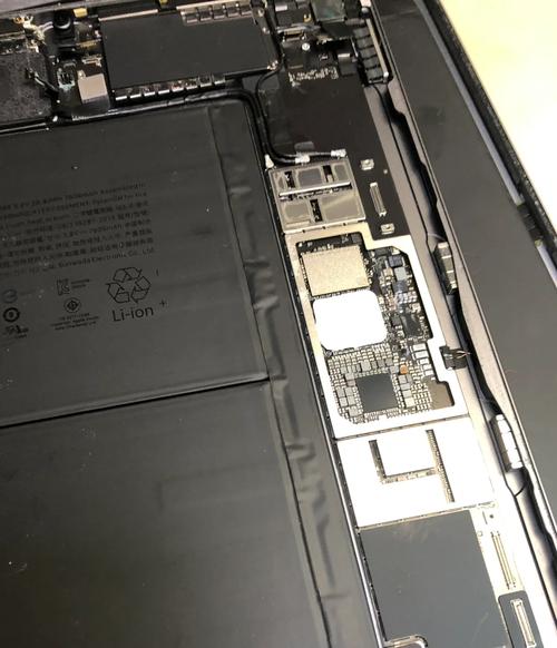 iPad电脑拆机视频教程有哪些步骤？-图1
