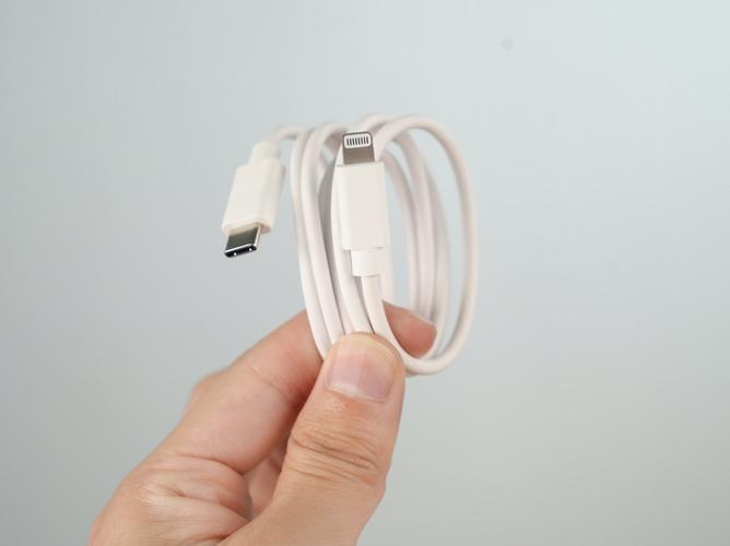 苹果数据线哪个品牌最耐用？-图1